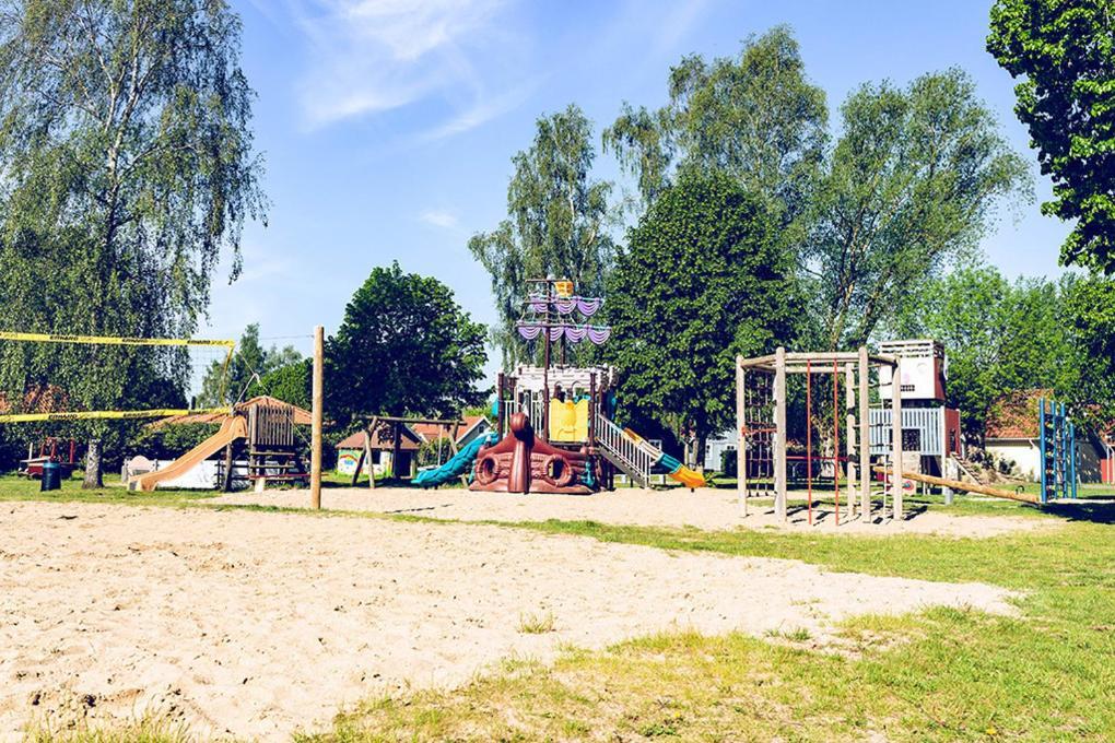 Regenbogen Ferienanlage - Skandinavisches Ferienhaus - #68906 Boltenhagen  Exterior photo